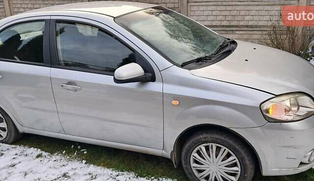 Сірий Шевроле Авео, об'ємом двигуна 1.6 л та пробігом 64 тис. км за 3600 $, фото 1 на Automoto.ua