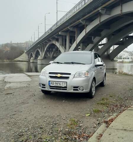 Серый Шевроле Авео, объемом двигателя 1.5 л и пробегом 157 тыс. км за 5000 $, фото 1 на Automoto.ua