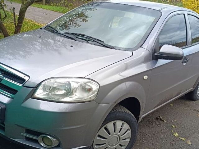 Сірий Шевроле Авео, об'ємом двигуна 1.5 л та пробігом 1 тис. км за 2899 $, фото 1 на Automoto.ua