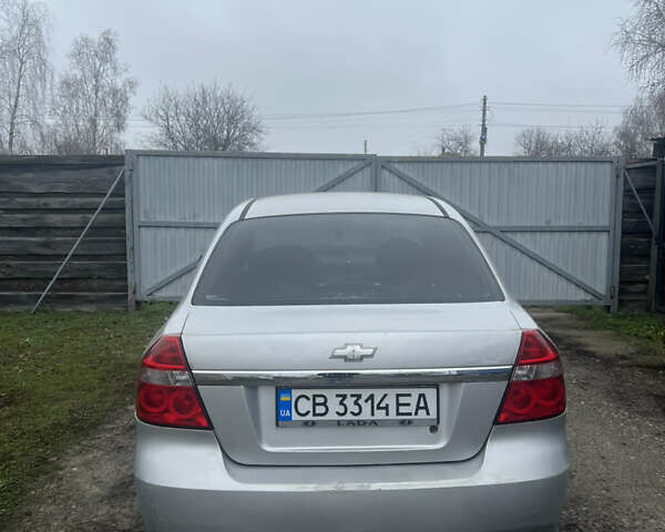 Серый Шевроле Авео, объемом двигателя 1.6 л и пробегом 270 тыс. км за 2999 $, фото 1 на Automoto.ua