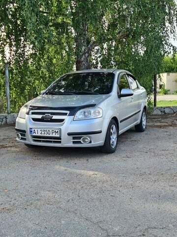 Серый Шевроле Авео, объемом двигателя 1.6 л и пробегом 350 тыс. км за 3900 $, фото 1 на Automoto.ua