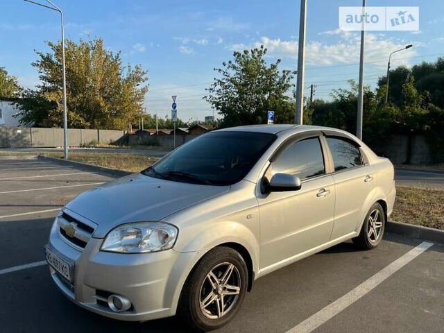 Сірий Шевроле Авео, об'ємом двигуна 1.6 л та пробігом 160 тис. км за 4800 $, фото 1 на Automoto.ua