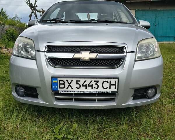 Серый Шевроле Авео, объемом двигателя 1.5 л и пробегом 311 тыс. км за 3600 $, фото 1 на Automoto.ua