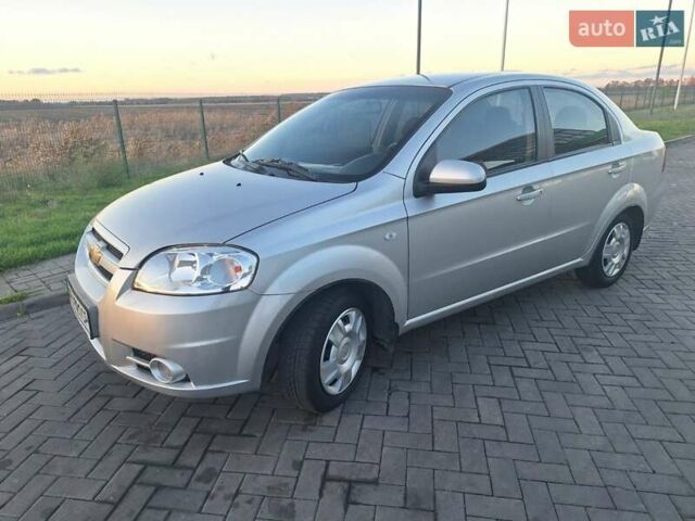 Сірий Шевроле Авео, об'ємом двигуна 1.6 л та пробігом 76 тис. км за 5300 $, фото 1 на Automoto.ua