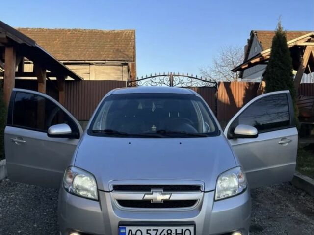 Серый Шевроле Авео, объемом двигателя 1.6 л и пробегом 140 тыс. км за 3000 $, фото 1 на Automoto.ua