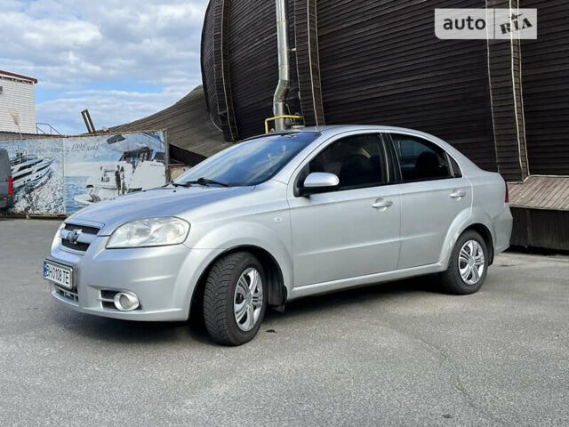 Сірий Шевроле Авео, об'ємом двигуна 1.6 л та пробігом 145 тис. км за 4950 $, фото 1 на Automoto.ua