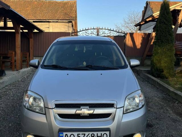 Серый Шевроле Авео, объемом двигателя 1.6 л и пробегом 197 тыс. км за 3800 $, фото 1 на Automoto.ua