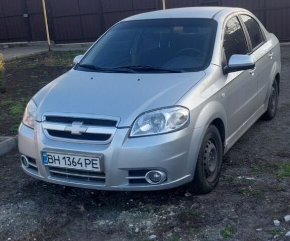 Серый Шевроле Авео, объемом двигателя 1.6 л и пробегом 173 тыс. км за 4900 $, фото 1 на Automoto.ua