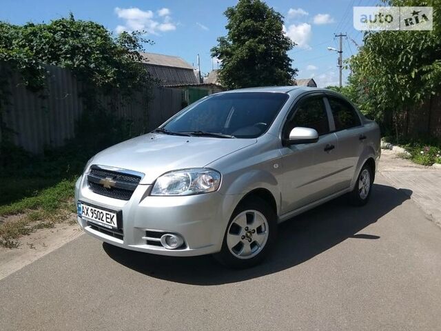 Сірий Шевроле Авео, об'ємом двигуна 1.5 л та пробігом 114 тис. км за 6200 $, фото 1 на Automoto.ua