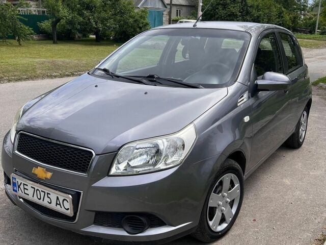 Серый Шевроле Авео, объемом двигателя 1.5 л и пробегом 120 тыс. км за 4900 $, фото 1 на Automoto.ua