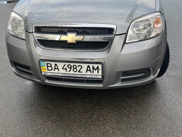 Серый Шевроле Авео, объемом двигателя 1.5 л и пробегом 176 тыс. км за 5000 $, фото 1 на Automoto.ua