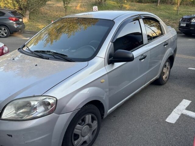 Серый Шевроле Авео, объемом двигателя 1.5 л и пробегом 311 тыс. км за 3002 $, фото 1 на Automoto.ua