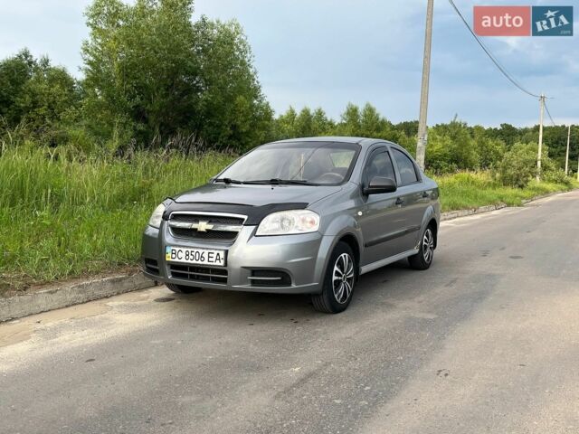 Серый Шевроле Авео, объемом двигателя 1.5 л и пробегом 168 тыс. км за 3849 $, фото 1 на Automoto.ua
