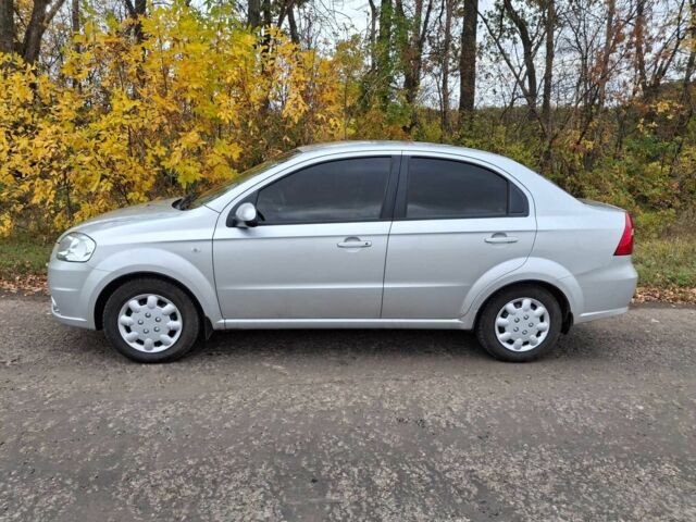 Сірий Шевроле Авео, об'ємом двигуна 1.6 л та пробігом 68 тис. км за 5500 $, фото 1 на Automoto.ua