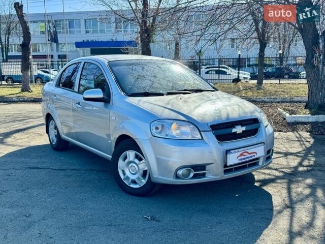 Серый Шевроле Авео, объемом двигателя 1.6 л и пробегом 120 тыс. км за 3290 $, фото 1 на Automoto.ua