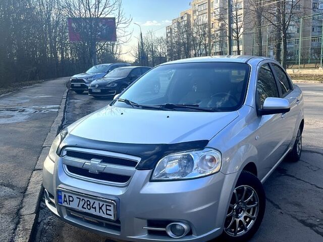 Серый Шевроле Авео, объемом двигателя 1.6 л и пробегом 167 тыс. км за 3400 $, фото 1 на Automoto.ua