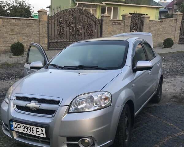 Серый Шевроле Авео, объемом двигателя 1.6 л и пробегом 128 тыс. км за 3600 $, фото 1 на Automoto.ua