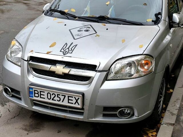 Серый Шевроле Авео, объемом двигателя 1.6 л и пробегом 390 тыс. км за 2599 $, фото 1 на Automoto.ua