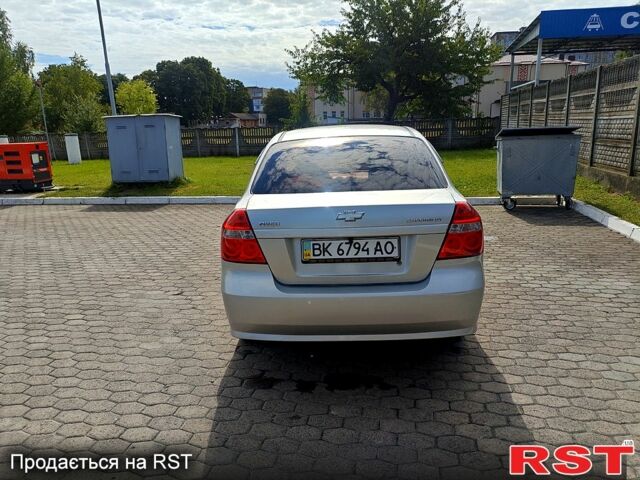 Сірий Шевроле Авео, об'ємом двигуна 1.5 л та пробігом 125 тис. км за 4550 $, фото 1 на Automoto.ua