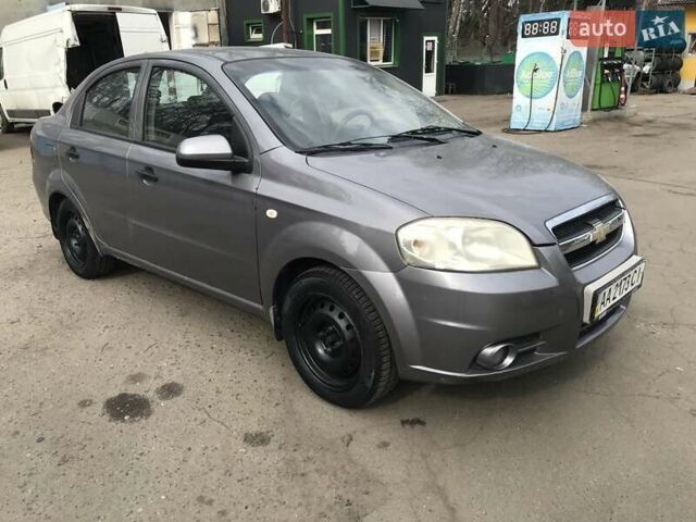 Серый Шевроле Авео, объемом двигателя 1.5 л и пробегом 200 тыс. км за 2800 $, фото 1 на Automoto.ua