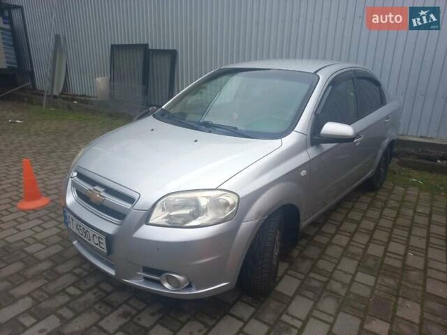 Серый Шевроле Авео, объемом двигателя 1.6 л и пробегом 220 тыс. км за 2999 $, фото 1 на Automoto.ua