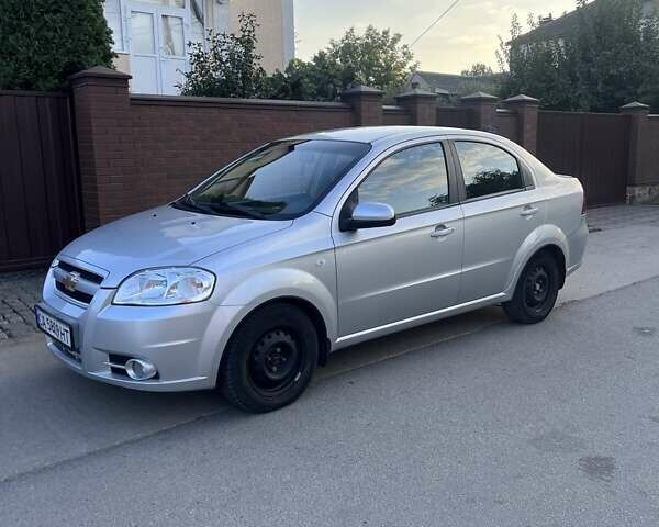 Сірий Шевроле Авео, об'ємом двигуна 1.6 л та пробігом 100 тис. км за 4800 $, фото 1 на Automoto.ua