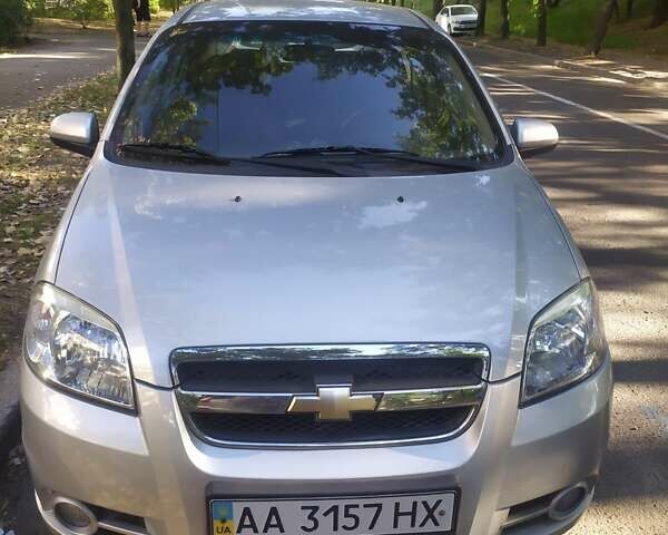 Серый Шевроле Авео, объемом двигателя 0 л и пробегом 80 тыс. км за 4000 $, фото 1 на Automoto.ua