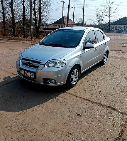 Сірий Шевроле Авео, об'ємом двигуна 1.6 л та пробігом 252 тис. км за 3350 $, фото 1 на Automoto.ua