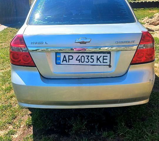 Сірий Шевроле Авео, об'ємом двигуна 1.6 л та пробігом 27 тис. км за 3200 $, фото 1 на Automoto.ua