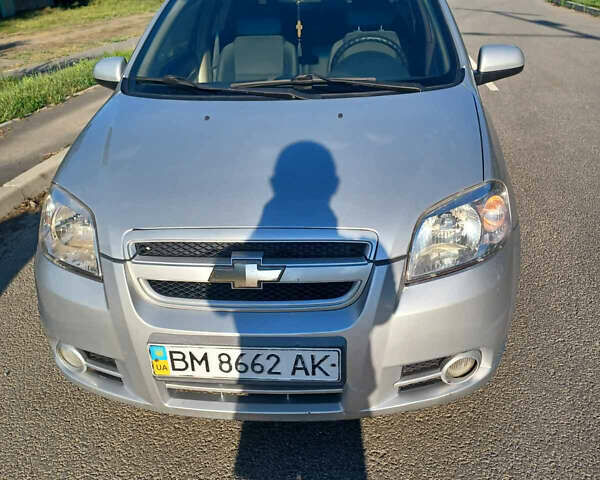 Серый Шевроле Авео, объемом двигателя 1.6 л и пробегом 212 тыс. км за 4300 $, фото 1 на Automoto.ua
