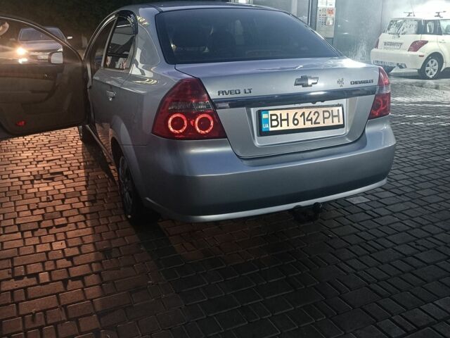 Сірий Шевроле Авео, об'ємом двигуна 1.6 л та пробігом 230 тис. км за 3506 $, фото 1 на Automoto.ua