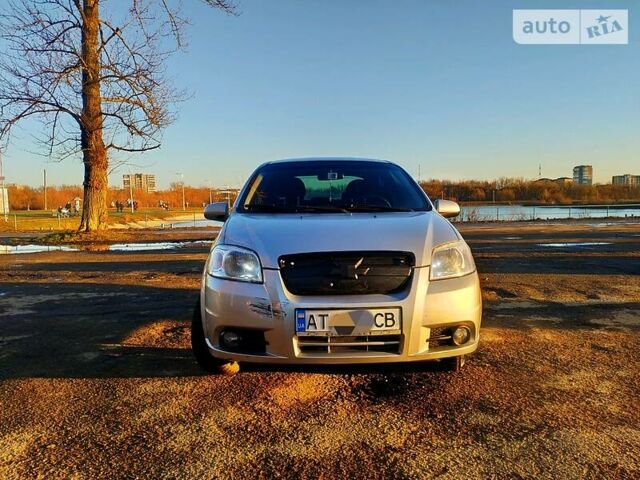 Серый Шевроле Авео, объемом двигателя 1.5 л и пробегом 98 тыс. км за 5550 $, фото 1 на Automoto.ua