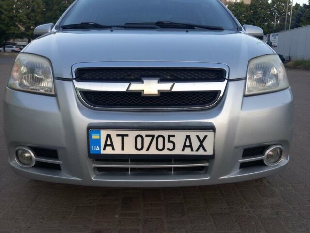 Сірий Шевроле Авео, об'ємом двигуна 1.5 л та пробігом 225 тис. км за 4000 $, фото 1 на Automoto.ua