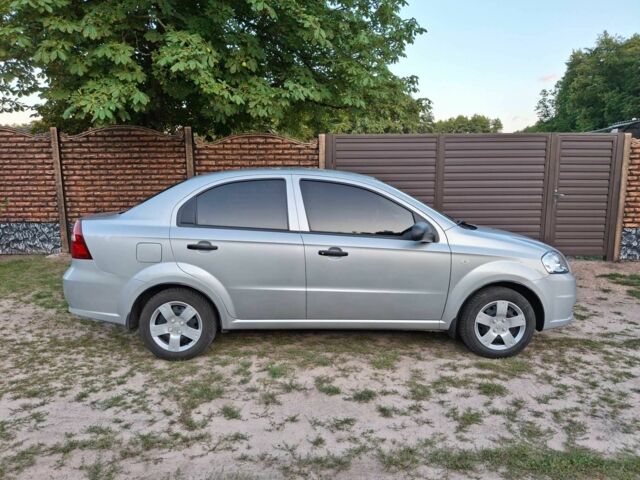 Сірий Шевроле Авео, об'ємом двигуна 1.5 л та пробігом 23 тис. км за 5400 $, фото 1 на Automoto.ua