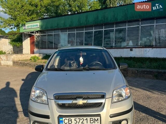 Серый Шевроле Авео, объемом двигателя 1.5 л и пробегом 254 тыс. км за 3750 $, фото 1 на Automoto.ua