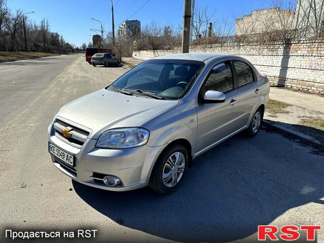 Серый Шевроле Авео, объемом двигателя 1.6 л и пробегом 262 тыс. км за 3500 $, фото 1 на Automoto.ua