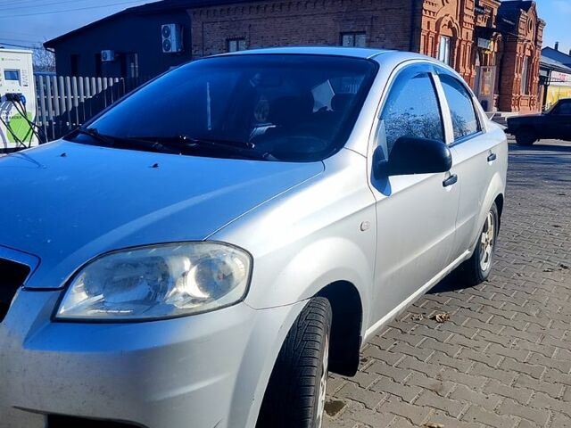 Серый Шевроле Авео, объемом двигателя 1.5 л и пробегом 0 тыс. км за 3600 $, фото 1 на Automoto.ua