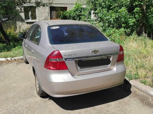 Серый Шевроле Авео, объемом двигателя 1.6 л и пробегом 185 тыс. км за 3000 $, фото 1 на Automoto.ua