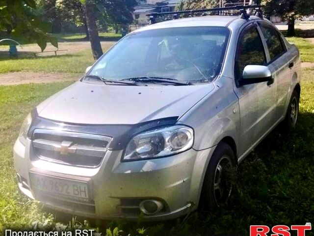 Серый Шевроле Авео, объемом двигателя 1.6 л и пробегом 70 тыс. км за 1300 $, фото 1 на Automoto.ua
