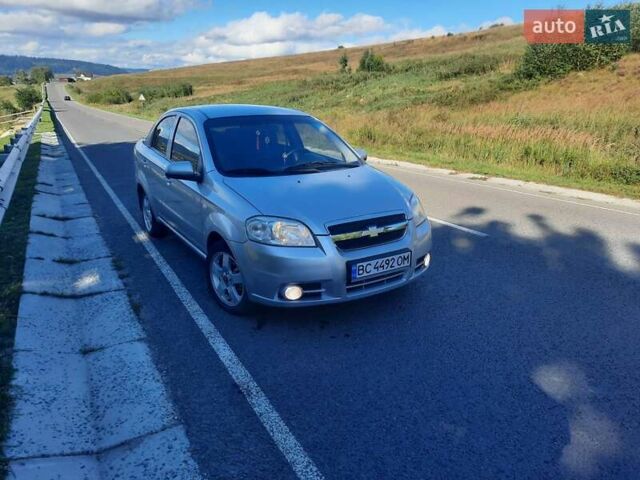 Серый Шевроле Авео, объемом двигателя 1.4 л и пробегом 172 тыс. км за 4600 $, фото 1 на Automoto.ua