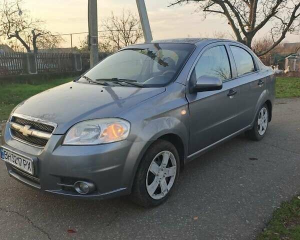 Серый Шевроле Авео, объемом двигателя 1.5 л и пробегом 105 тыс. км за 4300 $, фото 1 на Automoto.ua