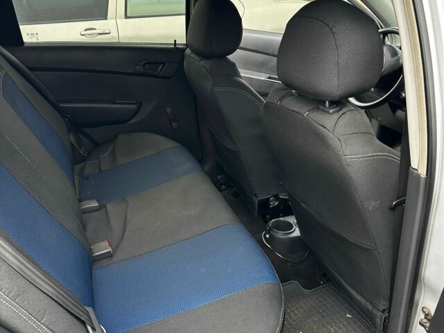 Серый Шевроле Авео, объемом двигателя 0 л и пробегом 73 тыс. км за 4100 $, фото 1 на Automoto.ua