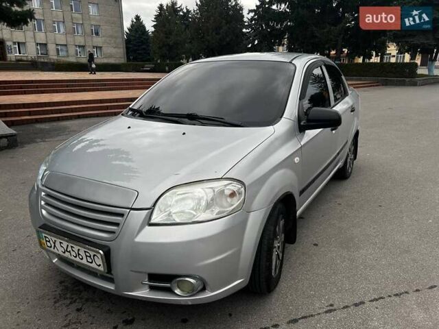Серый Шевроле Авео, объемом двигателя 1.5 л и пробегом 292 тыс. км за 3450 $, фото 1 на Automoto.ua
