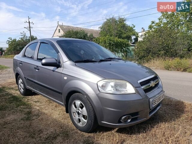 Сірий Шевроле Авео, об'ємом двигуна 1.5 л та пробігом 200 тис. км за 5500 $, фото 1 на Automoto.ua