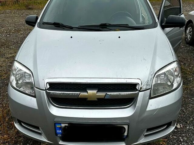 Сірий Шевроле Авео, об'ємом двигуна 1.5 л та пробігом 73 тис. км за 3500 $, фото 1 на Automoto.ua
