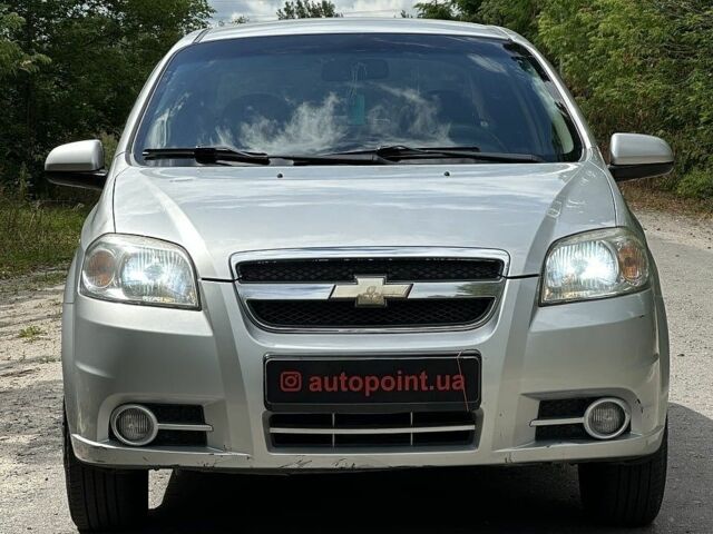 Серый Шевроле Авео, объемом двигателя 1.5 л и пробегом 227 тыс. км за 4500 $, фото 1 на Automoto.ua