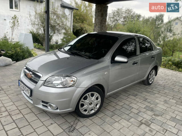 Сірий Шевроле Авео, об'ємом двигуна 1.5 л та пробігом 139 тис. км за 3899 $, фото 1 на Automoto.ua
