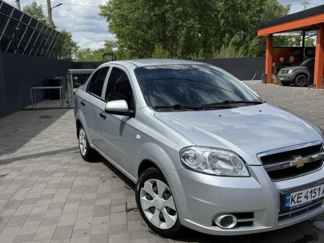 Серый Шевроле Авео, объемом двигателя 1.5 л и пробегом 106 тыс. км за 4500 $, фото 1 на Automoto.ua