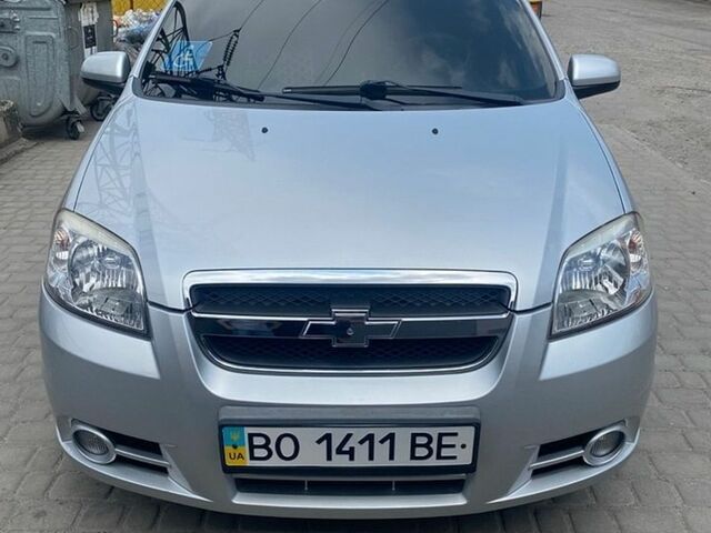Серый Шевроле Авео, объемом двигателя 1.5 л и пробегом 36 тыс. км за 5600 $, фото 1 на Automoto.ua