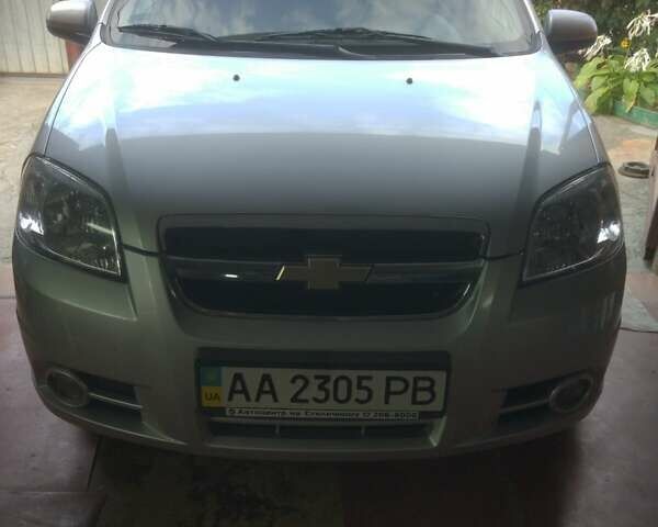 Серый Шевроле Авео, объемом двигателя 0 л и пробегом 68 тыс. км за 6000 $, фото 1 на Automoto.ua